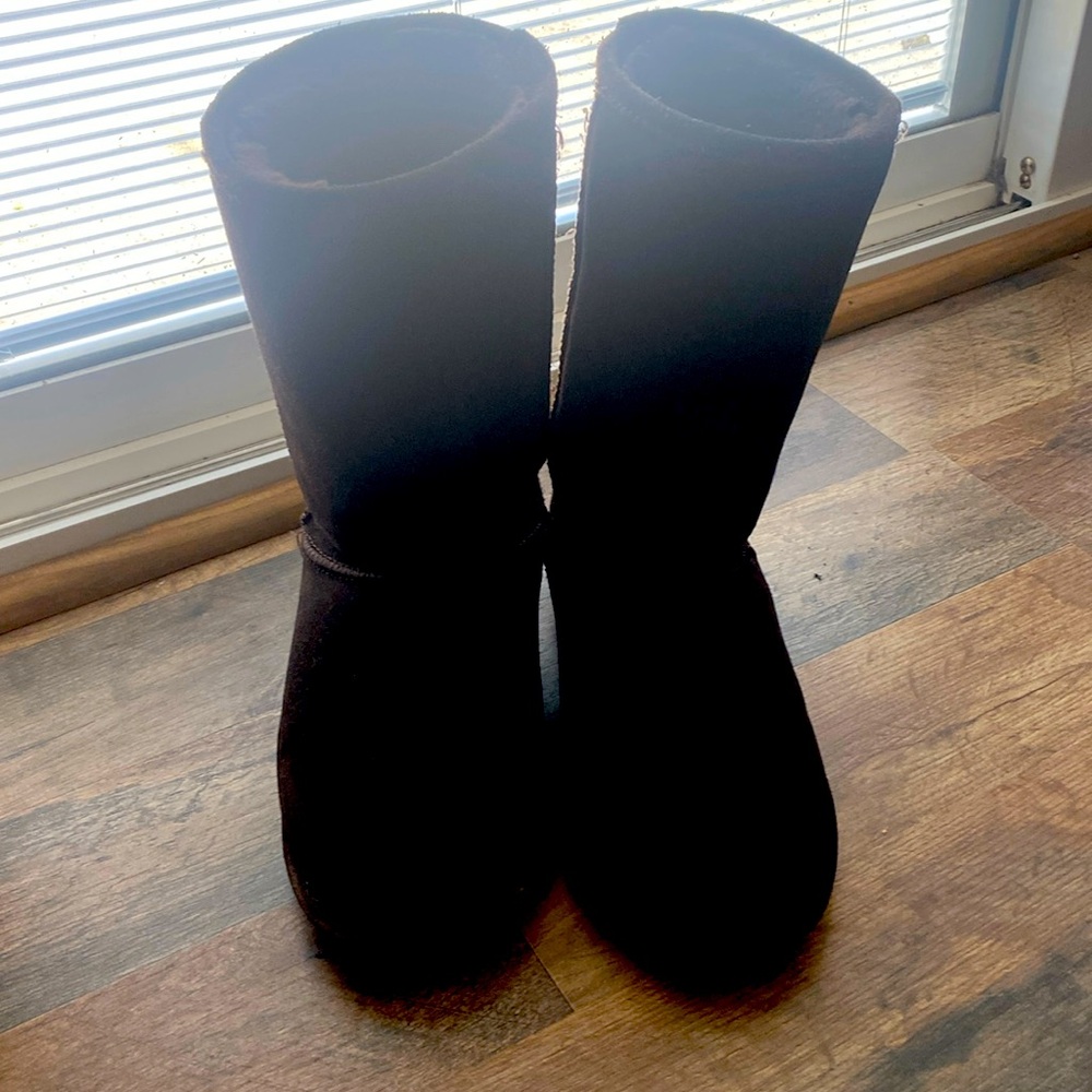 BearPaw Boots